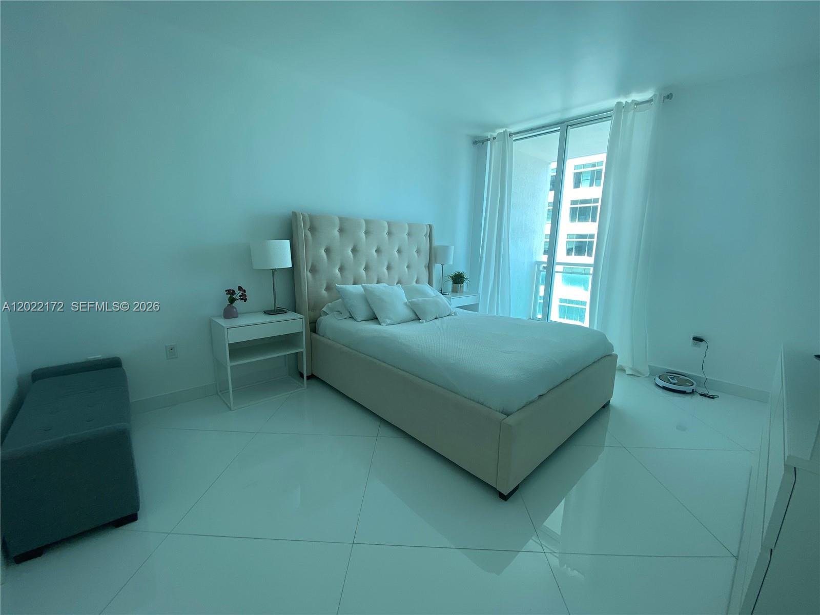 THE PLAZA 851 BRICKELL CO - Residential