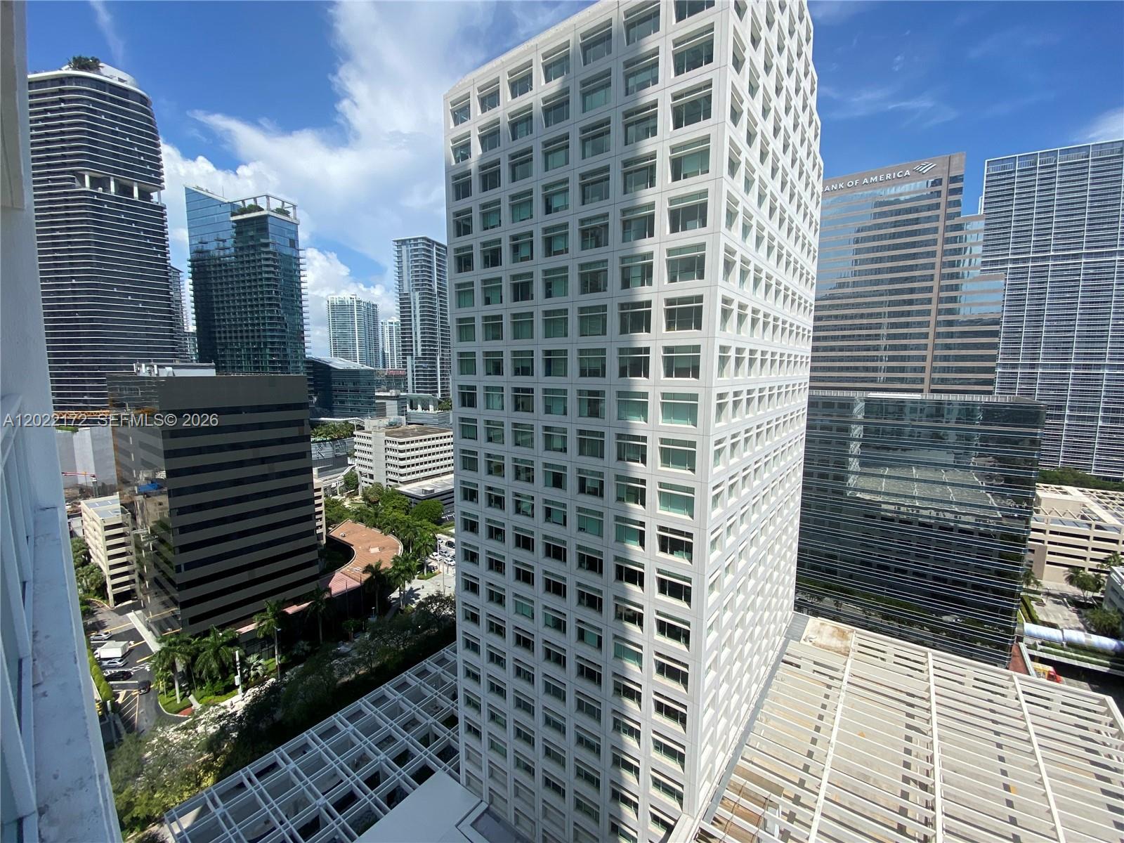 THE PLAZA 851 BRICKELL CO - Residential