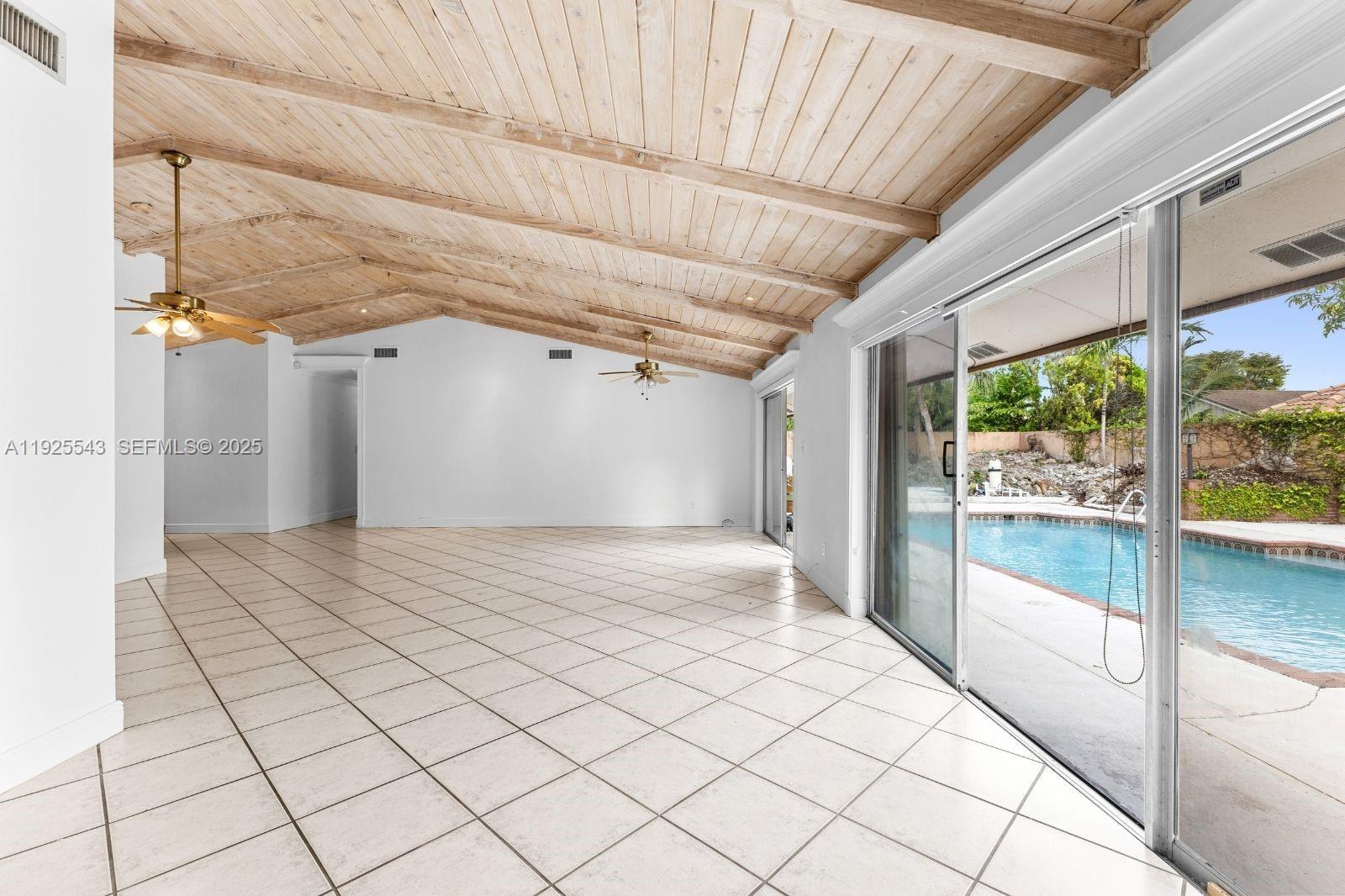 CALUSA CLUB ESTATES 3RD A - Residential