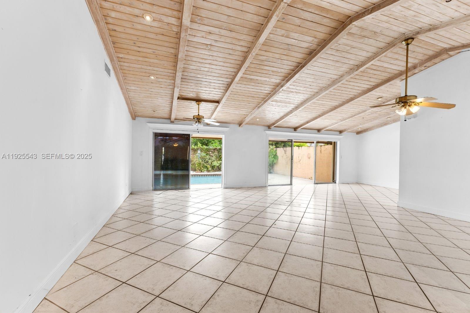 CALUSA CLUB ESTATES 3RD A - Residential