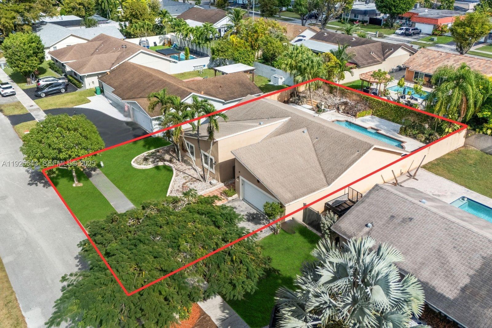 CALUSA CLUB ESTATES 3RD A - Residential