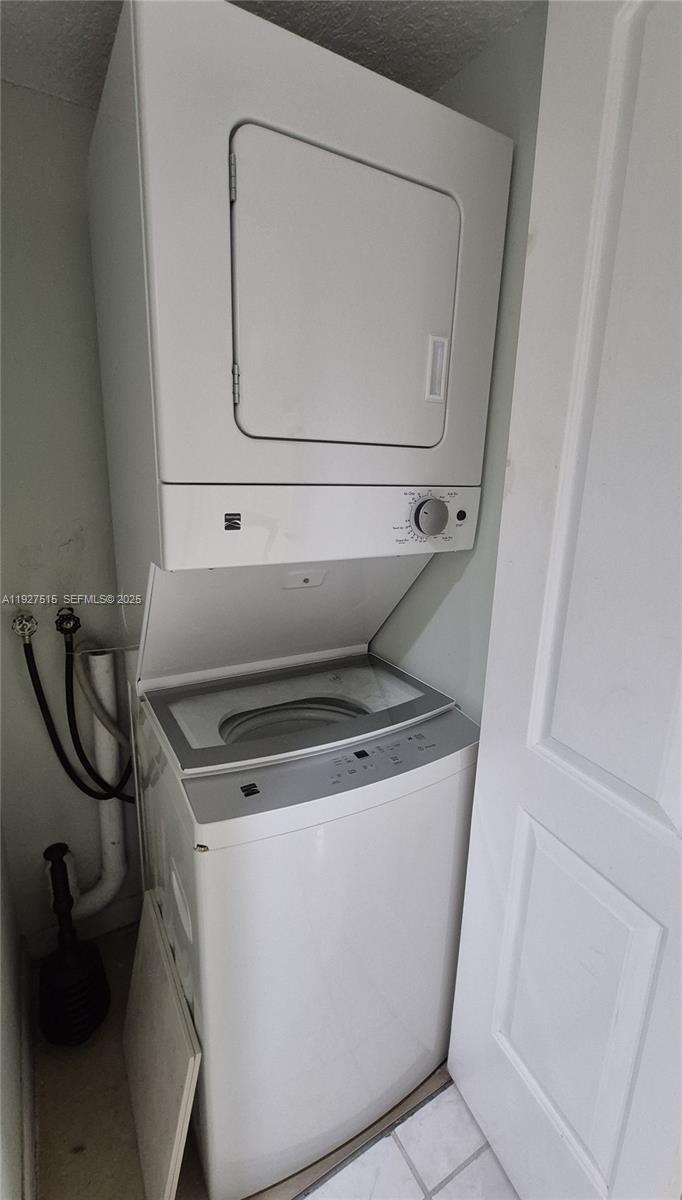 CAMBRIDGE AT CENTURY - Residential