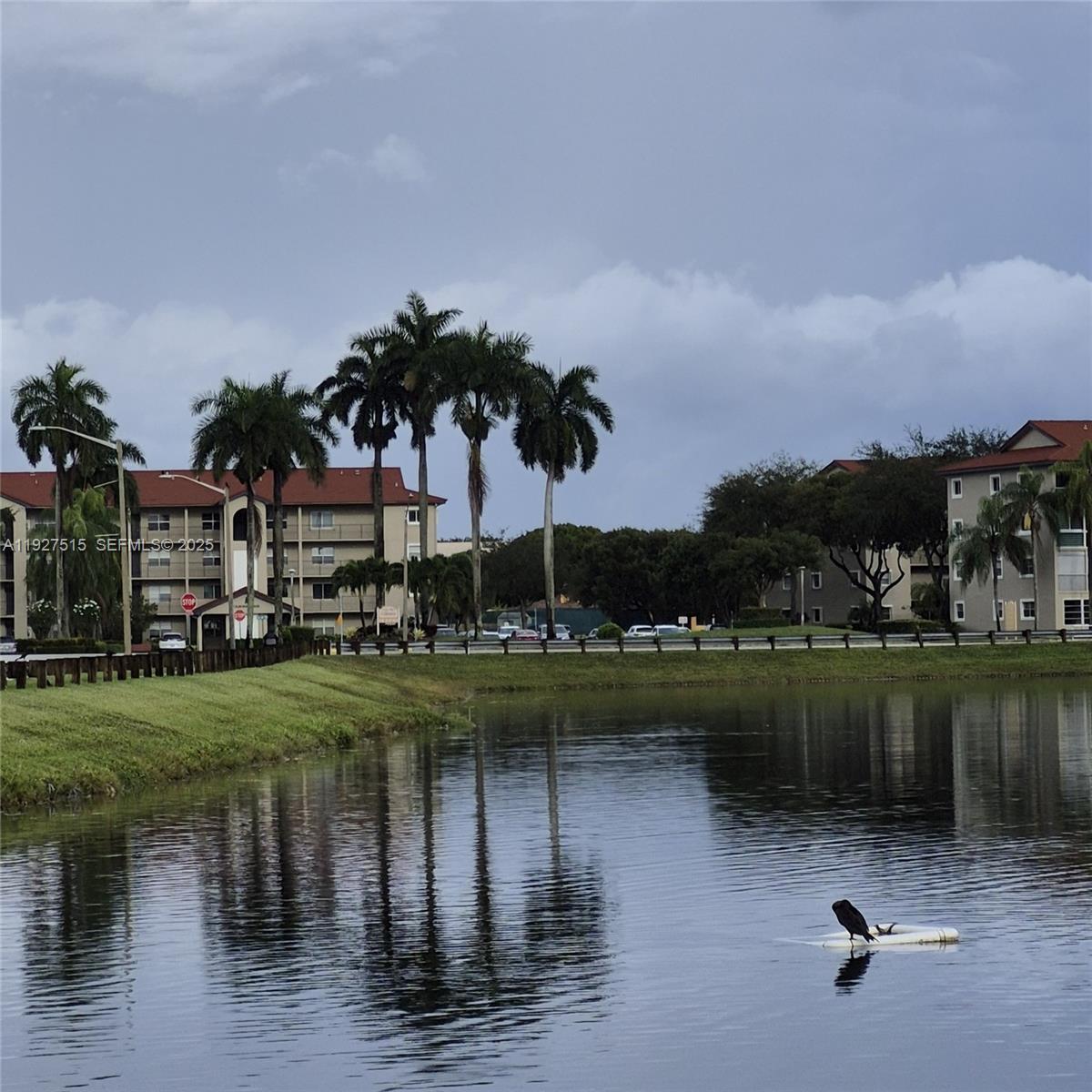 CAMBRIDGE AT CENTURY - Residential