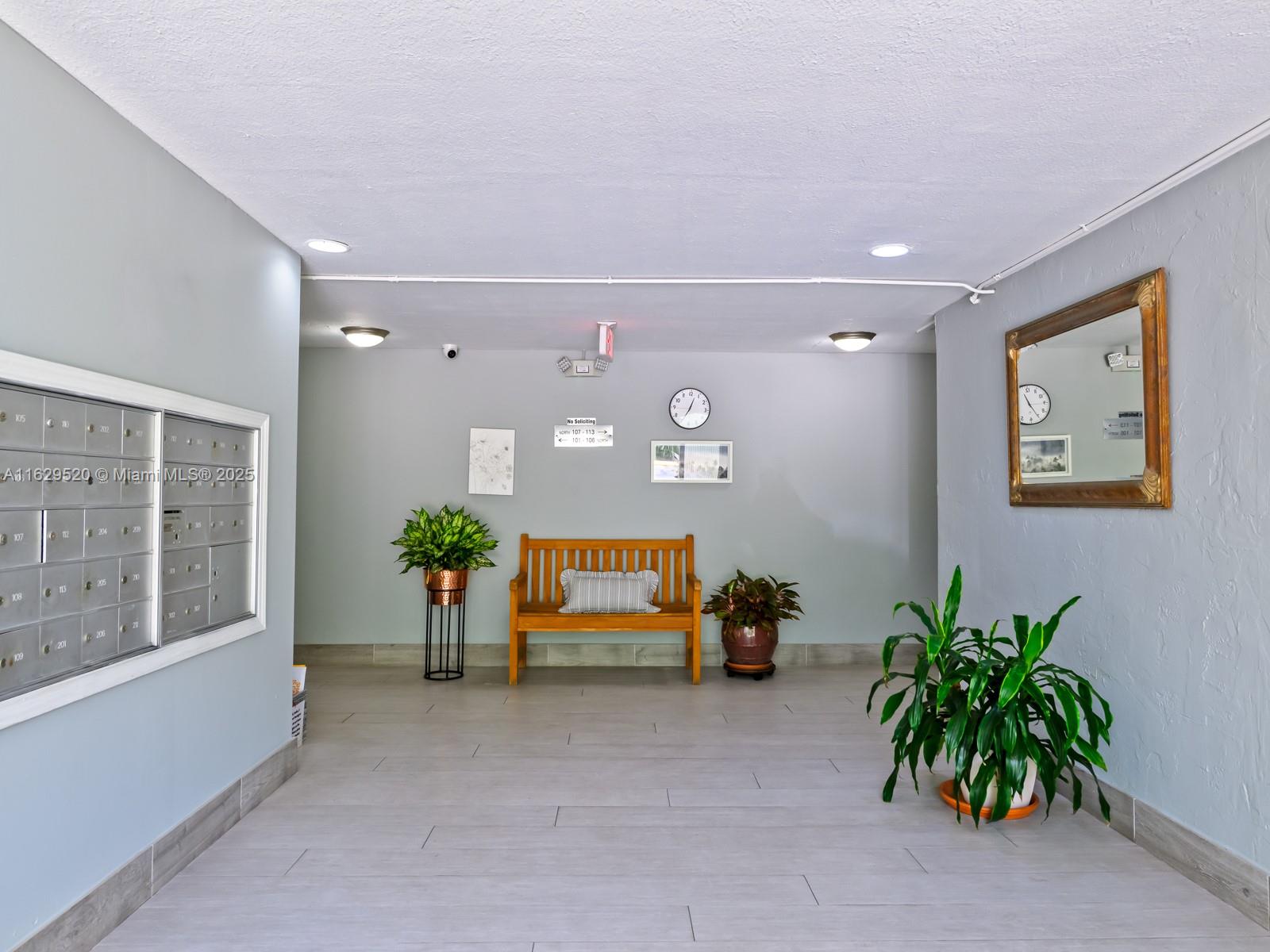 SILVER PALMS AT DADELAND - Residential