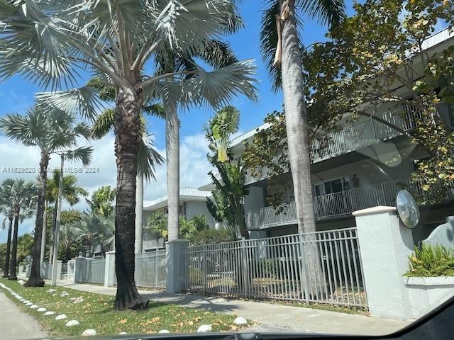 7403 Sw 82nd St 201N, Miami, Broward County, Florida - 1 Bedrooms  
1 Bathrooms - 