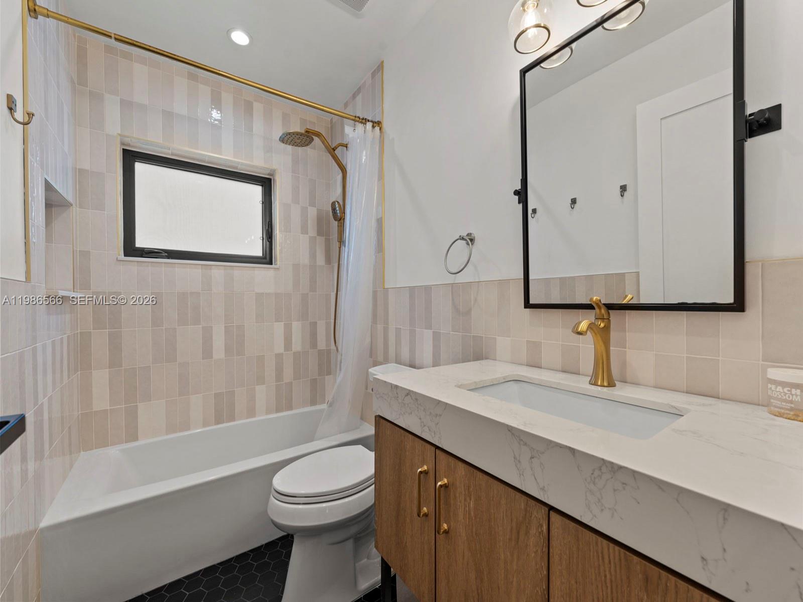 BEL AIRE - Residential