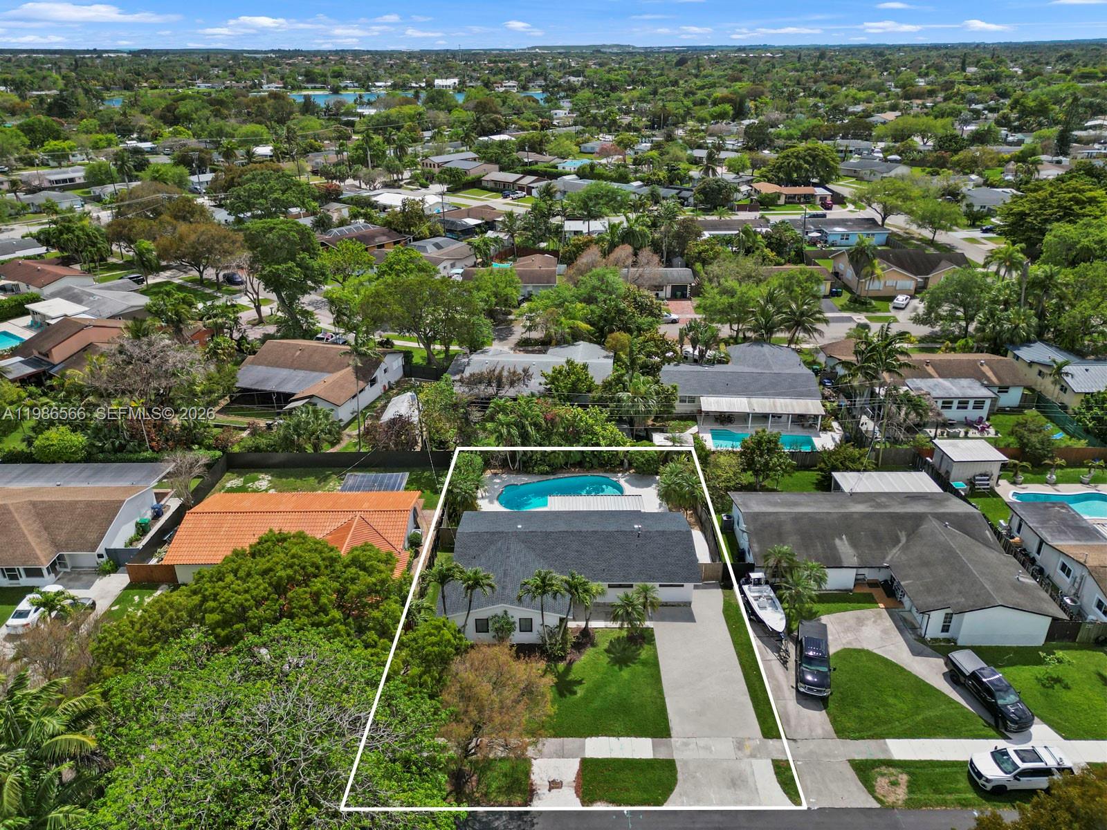 BEL AIRE - Residential