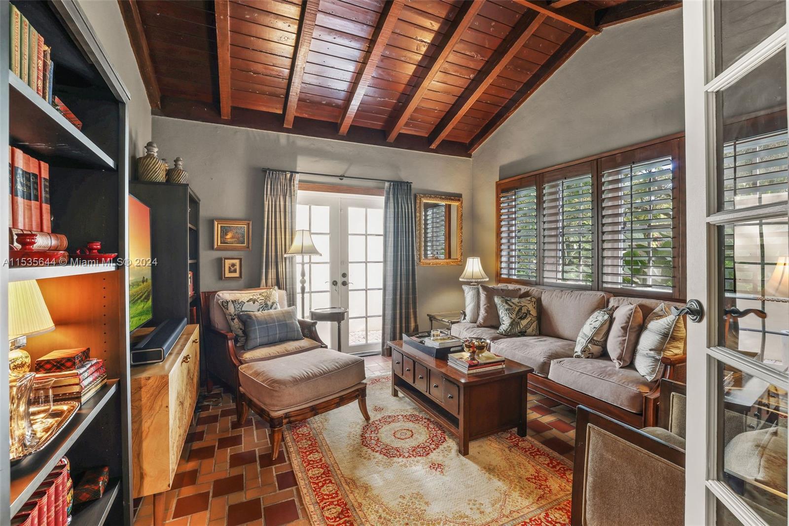 CORAL GABLES SEC E - Residential