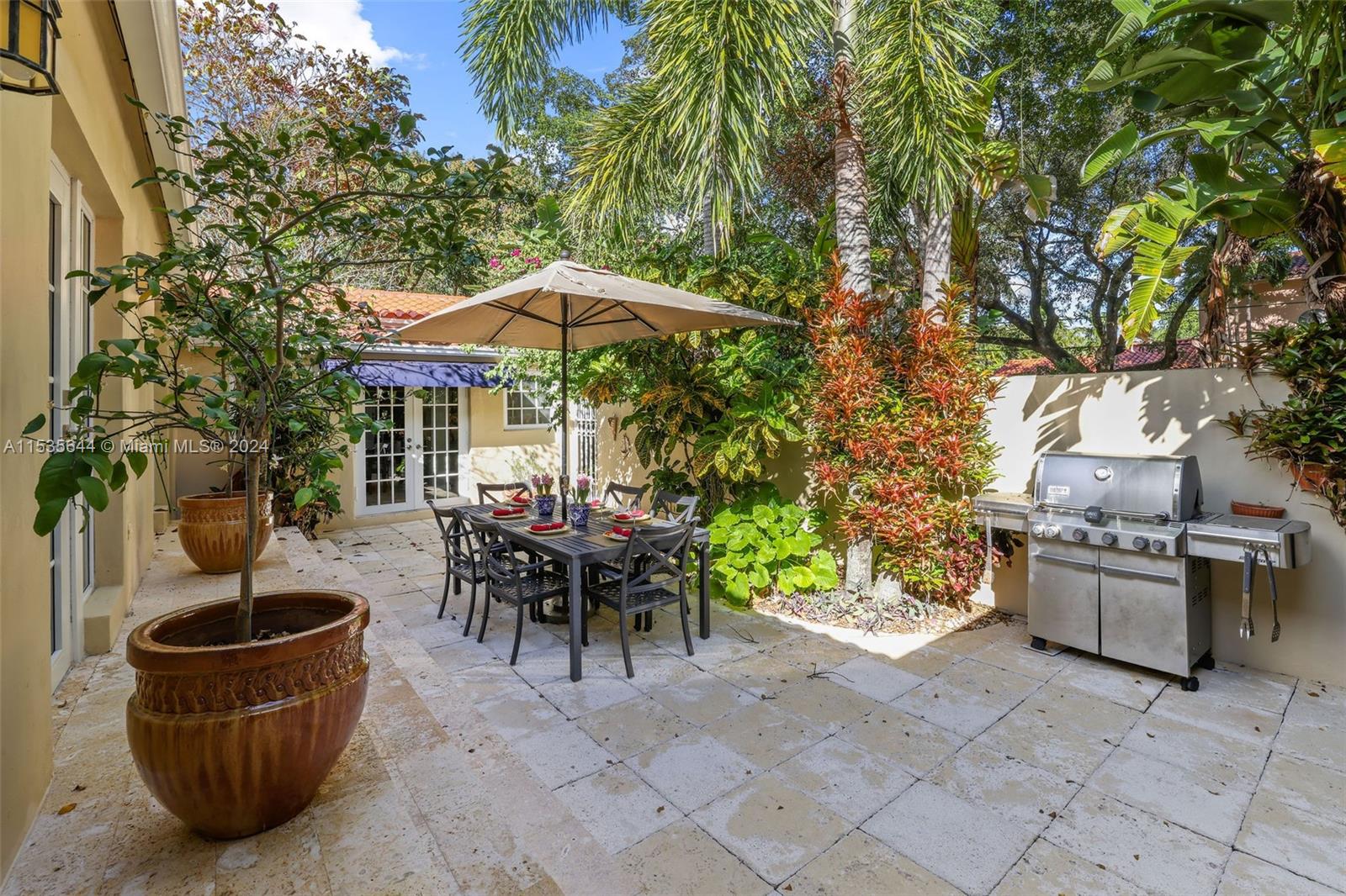 CORAL GABLES SEC E - Residential