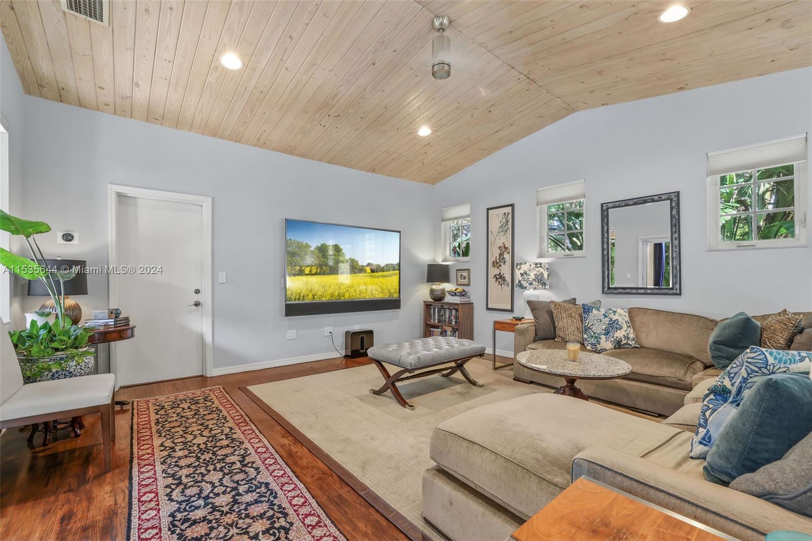 CORAL GABLES SEC E - Residential