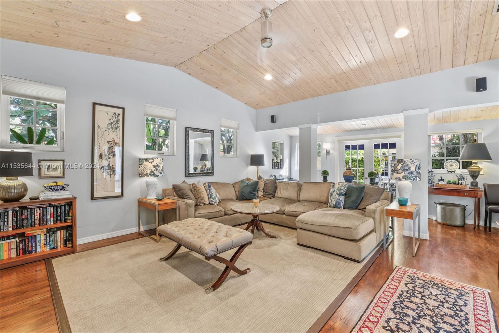 CORAL GABLES SEC E - Residential