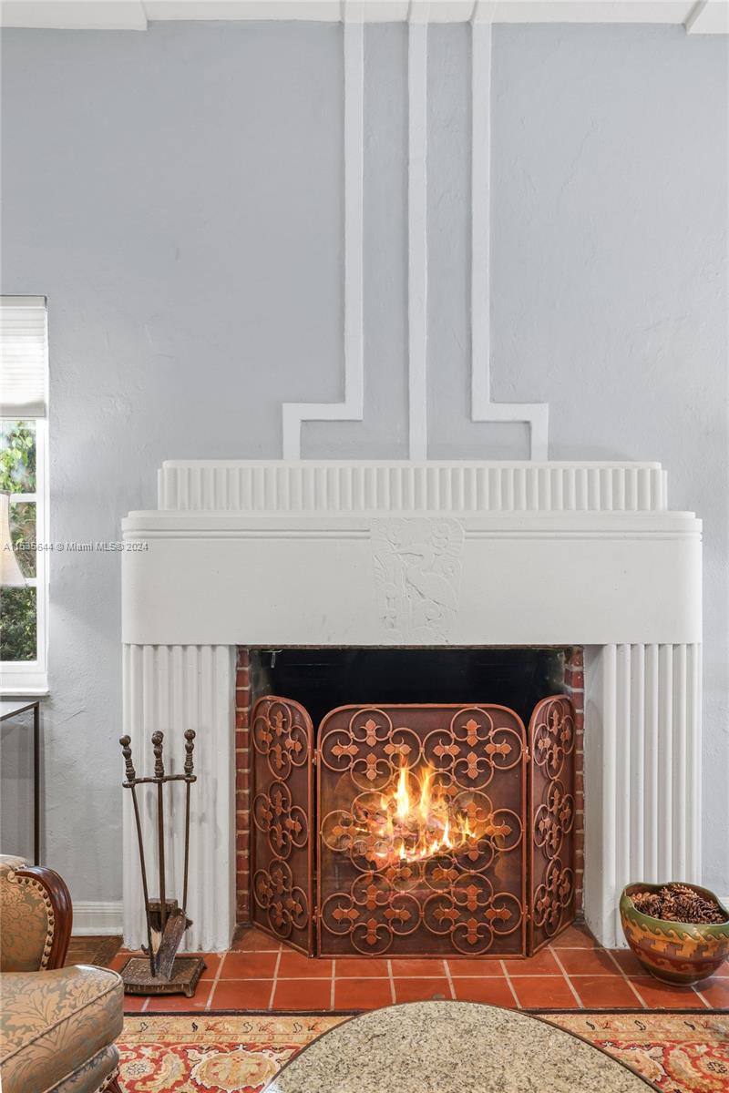 CORAL GABLES SEC E - Residential