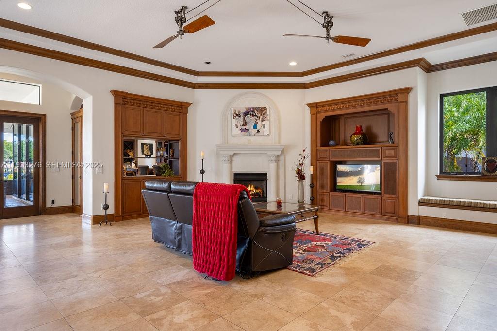 LAKE MARKHAM PRESERVE - Residential