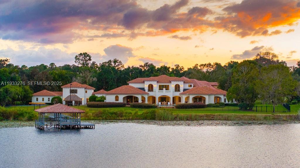 LAKE MARKHAM PRESERVE - Residential