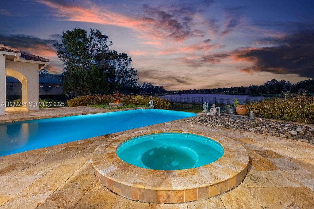 LAKE MARKHAM PRESERVE - Residential