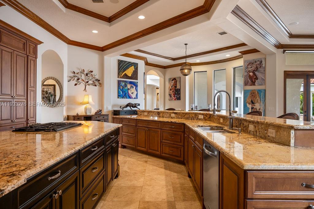 LAKE MARKHAM PRESERVE - Residential