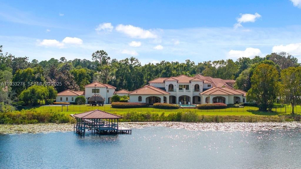 LAKE MARKHAM PRESERVE - Residential