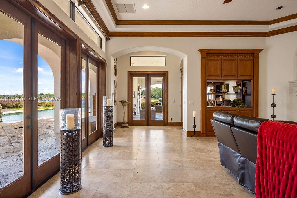 LAKE MARKHAM PRESERVE - Residential