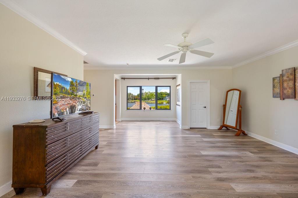 LAKE MARKHAM PRESERVE - Residential