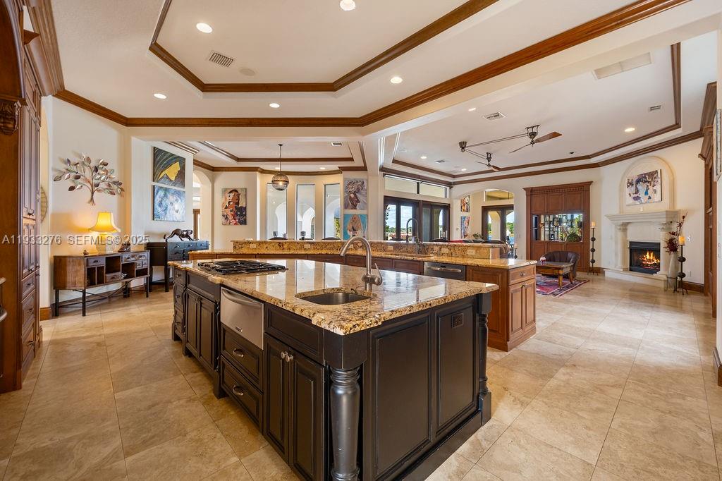 LAKE MARKHAM PRESERVE - Residential