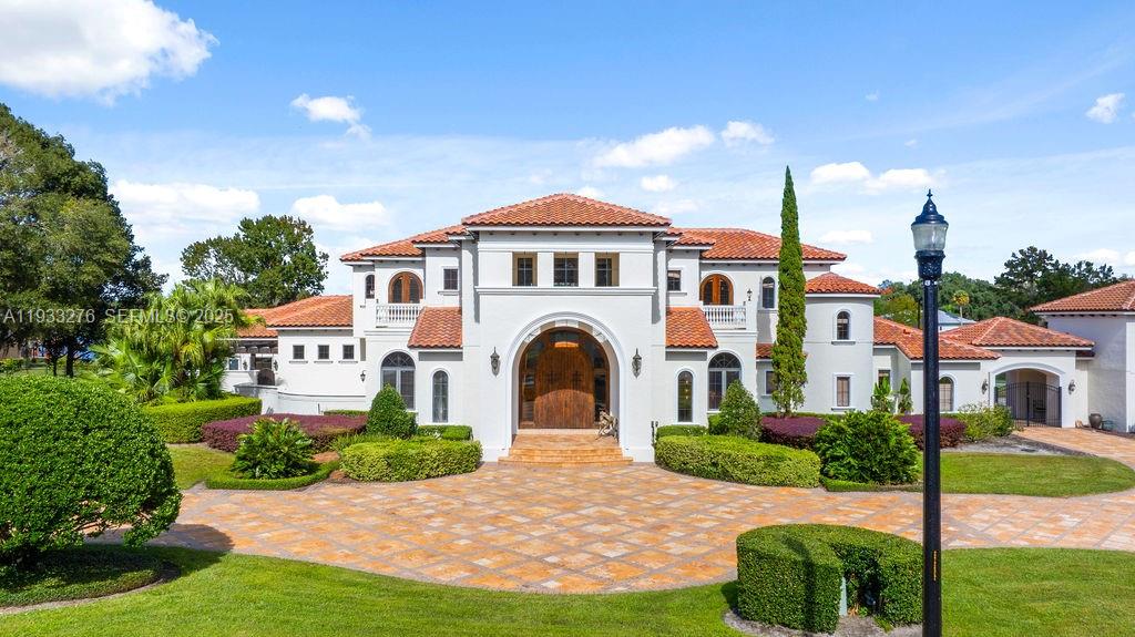 LAKE MARKHAM PRESERVE - Residential