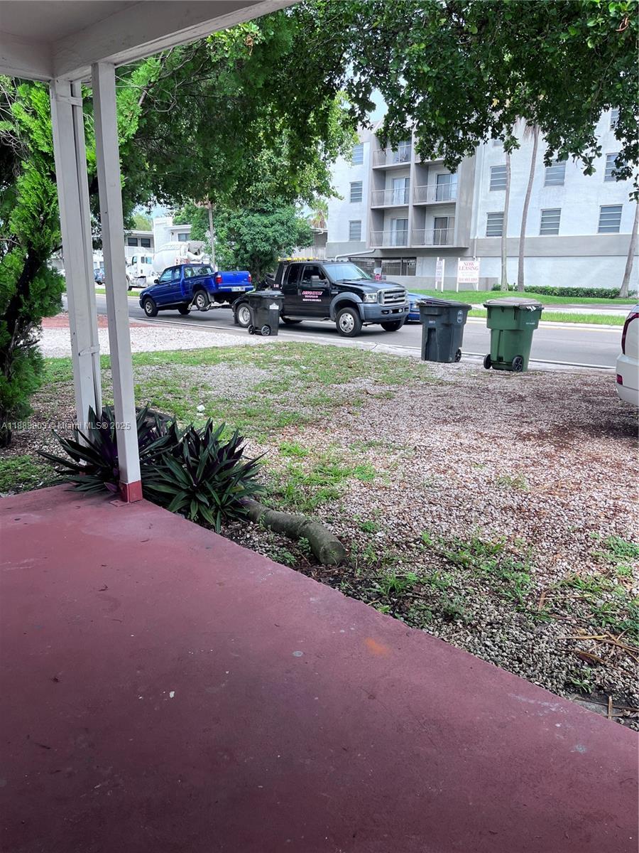 GREEN OAKS - Residential Lease