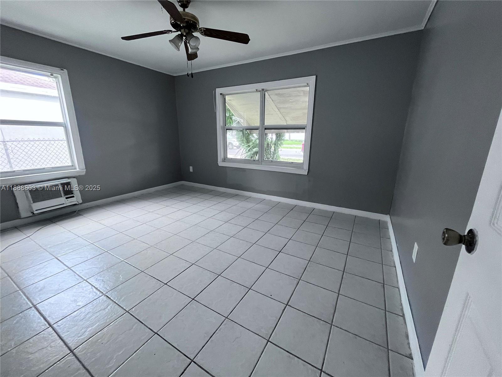 GREEN OAKS - Residential Lease