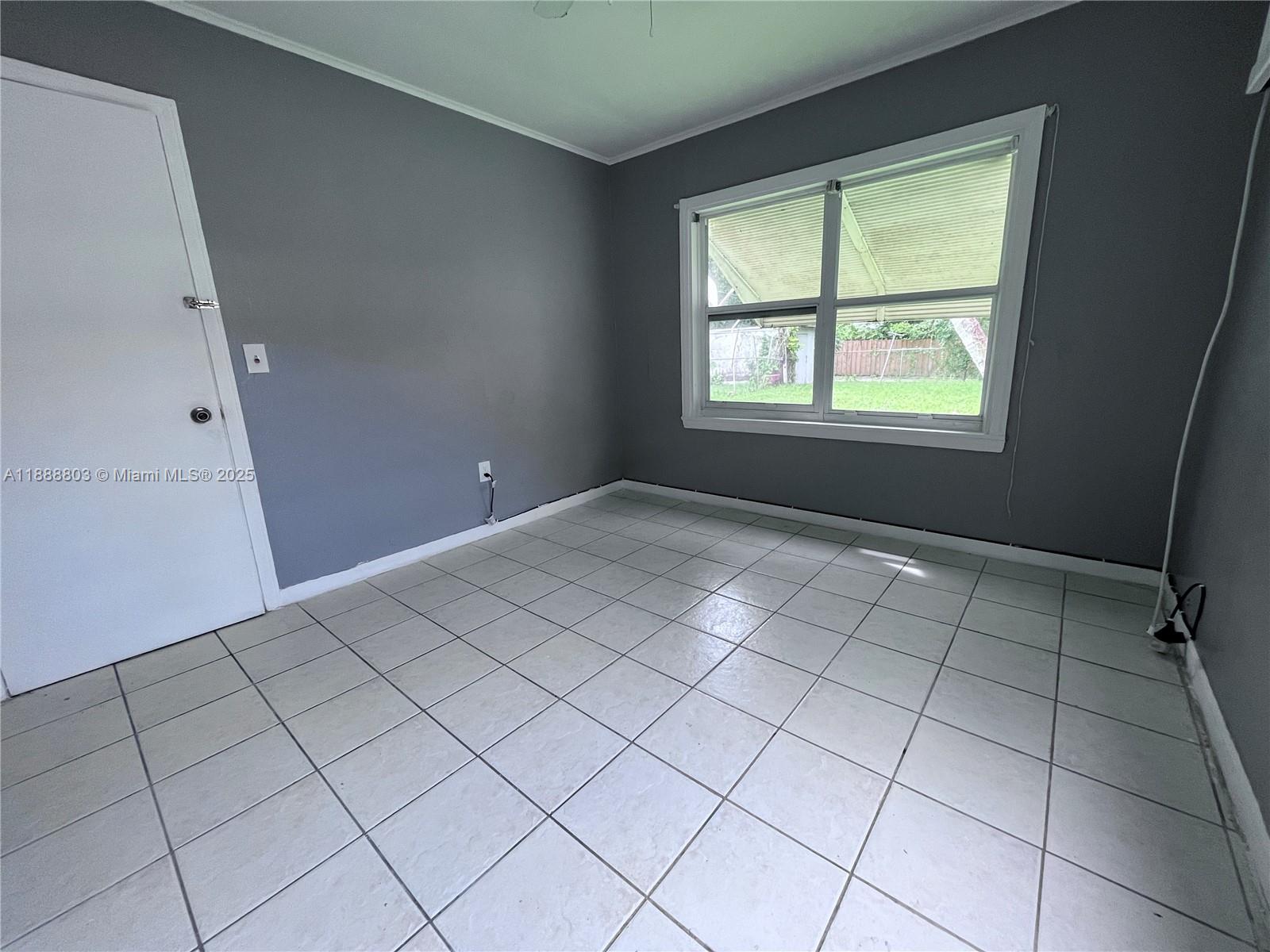 GREEN OAKS - Residential Lease