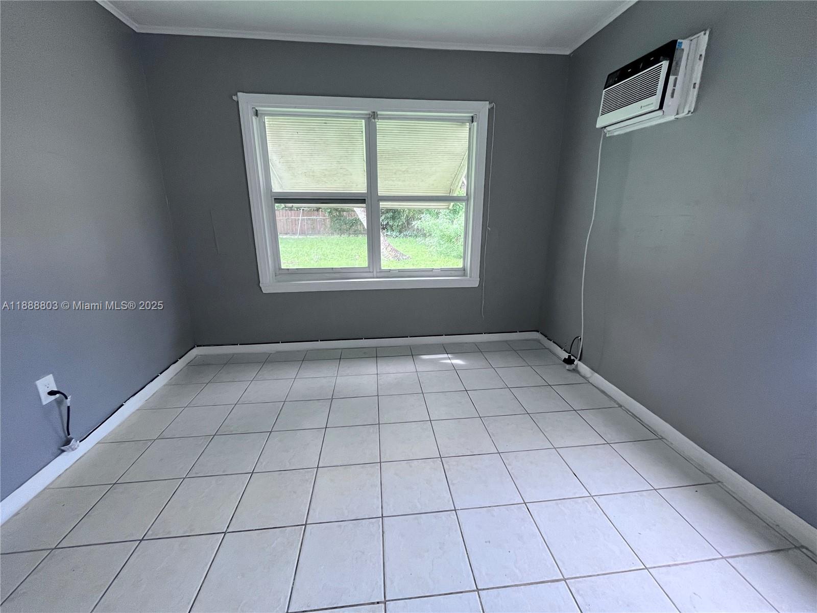 GREEN OAKS - Residential Lease