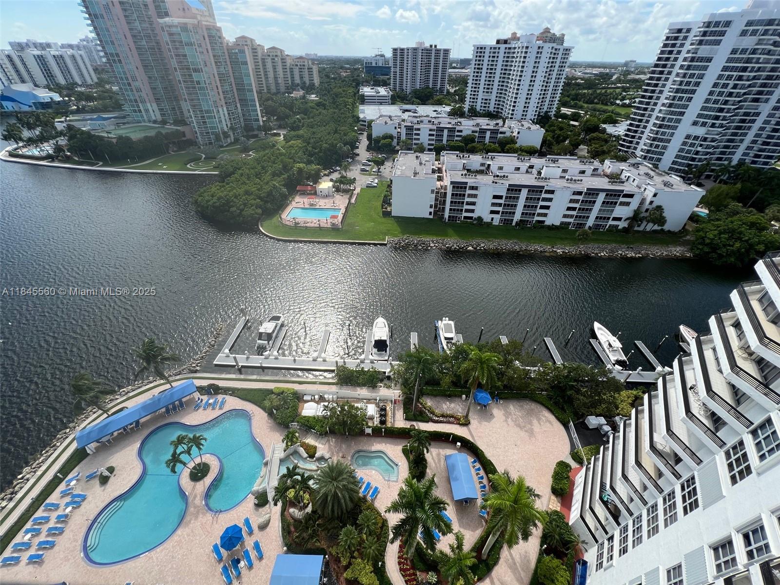 3530 Mystic Pointe Dr 1903