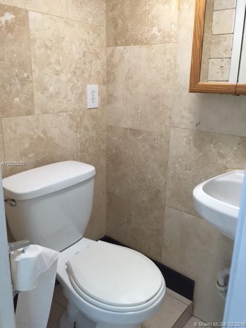 Palm Springs Lakes 5th Ad - Residential Lease