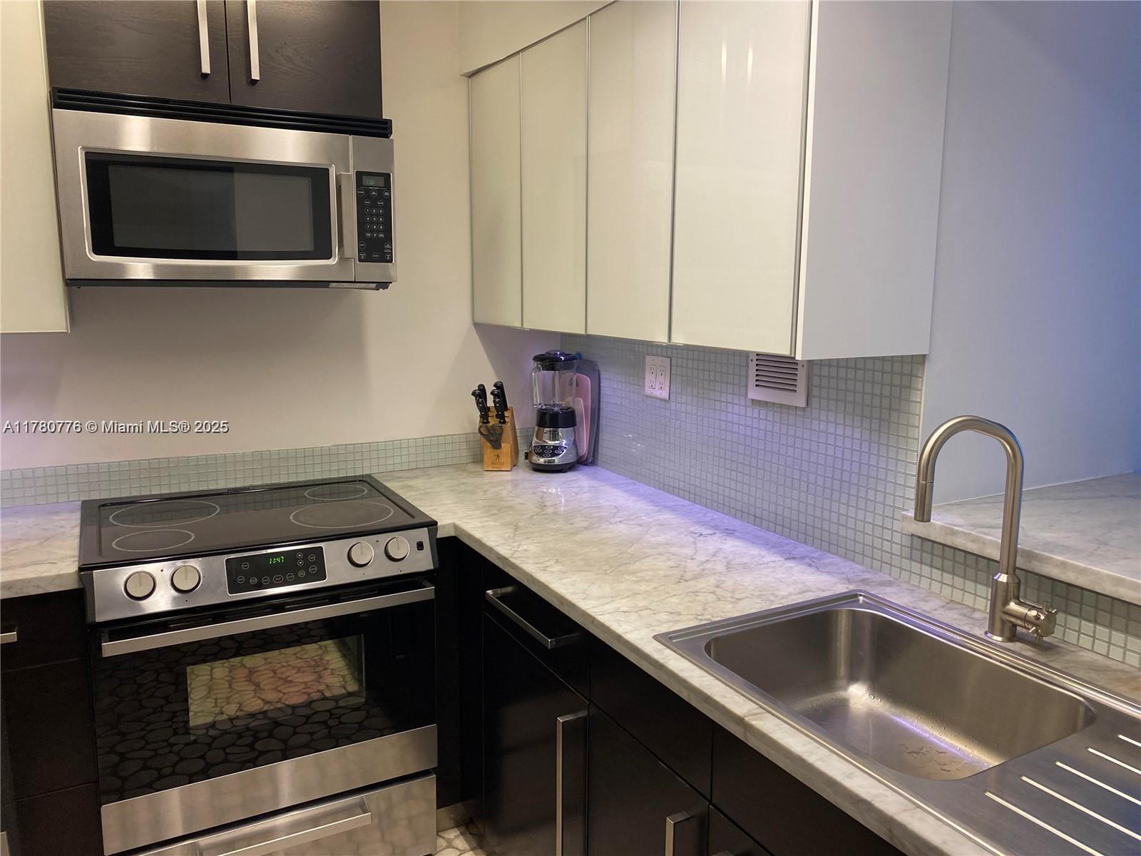 MIRADOR 1200 CONDO - Residential Lease