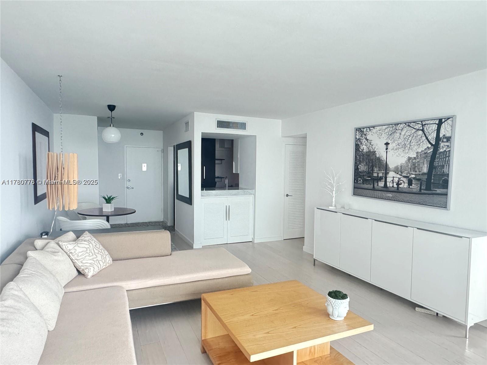1200 West 703
