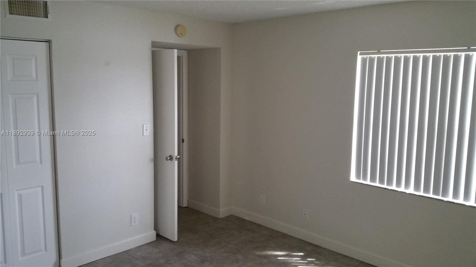 SOUTH PALM PLACE CONDO - Residential Lease