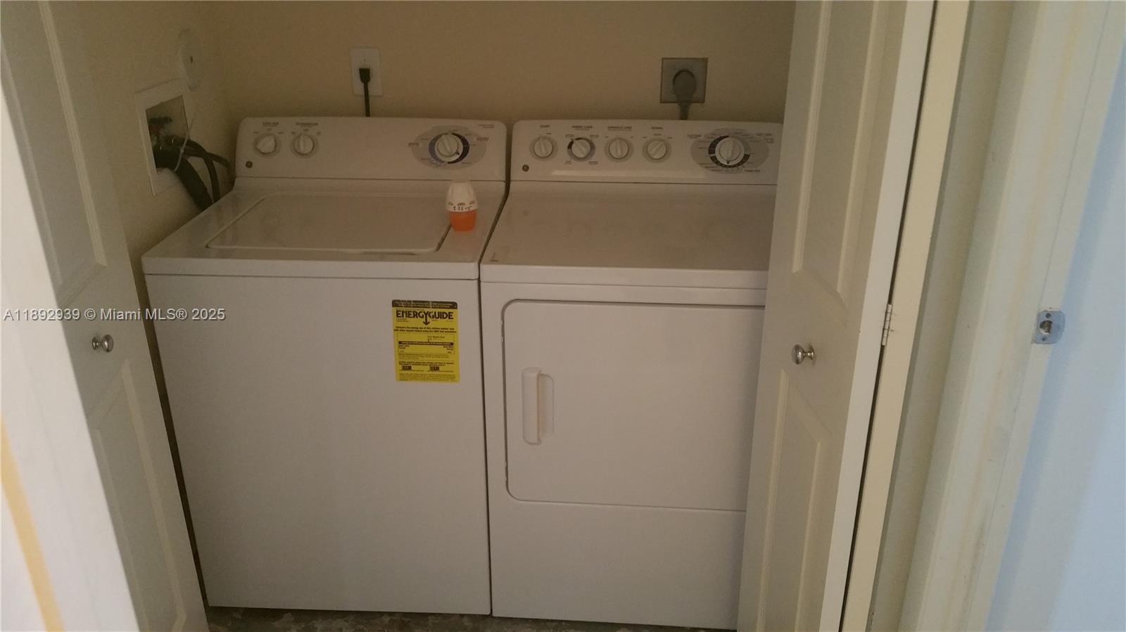 SOUTH PALM PLACE CONDO - Residential Lease