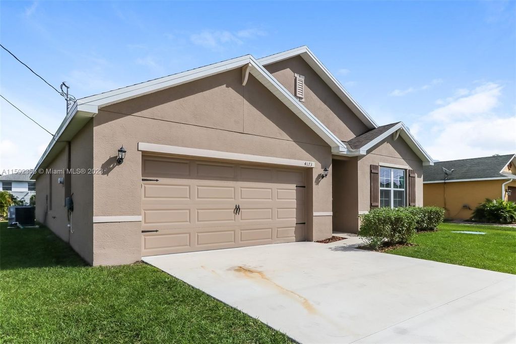 Photo of 4173 SW Endicott St, Port Saint Lucie, FL 34953 (MLS # A11502356)