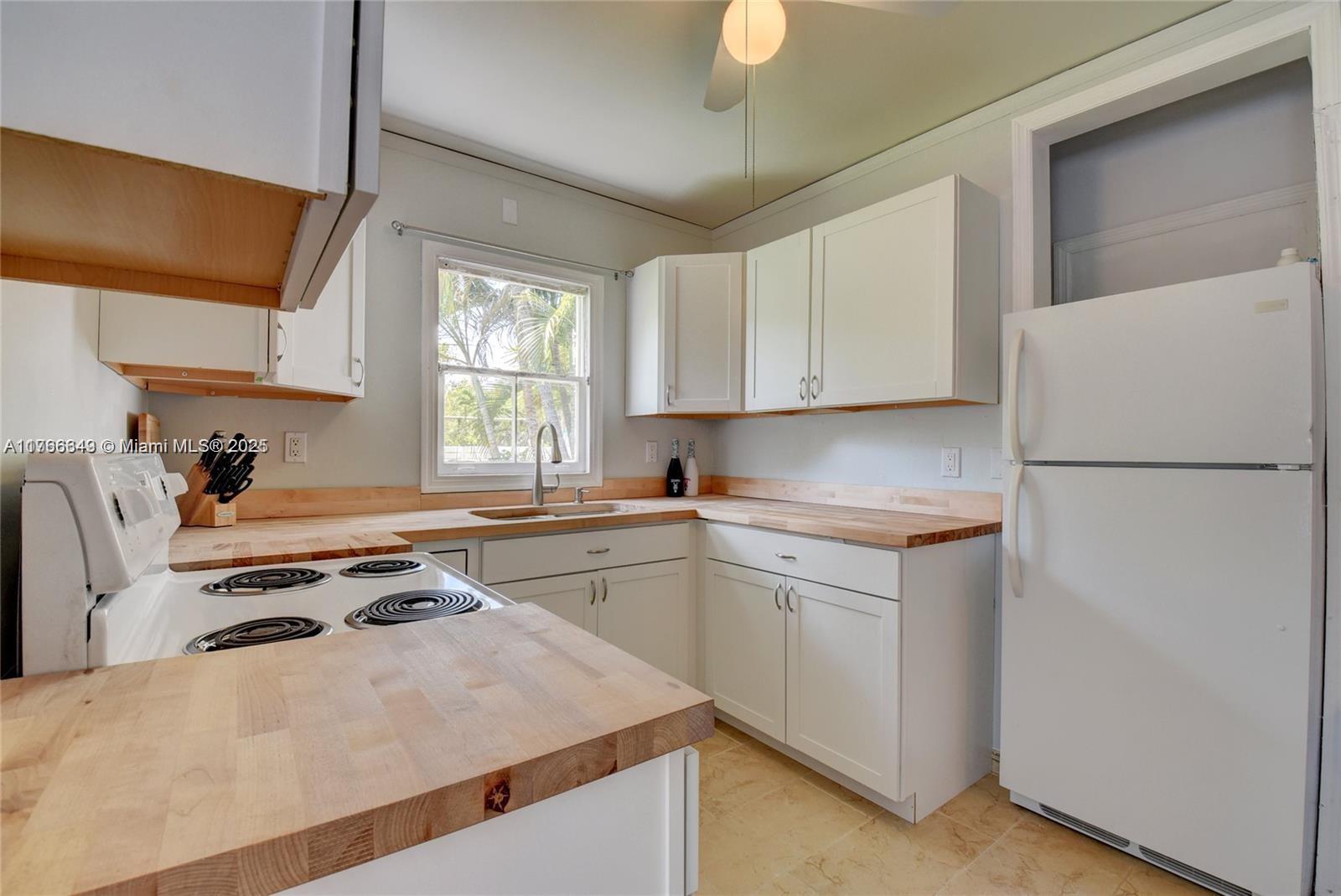 LAS OLAS PARK CORR PLAT - Residential