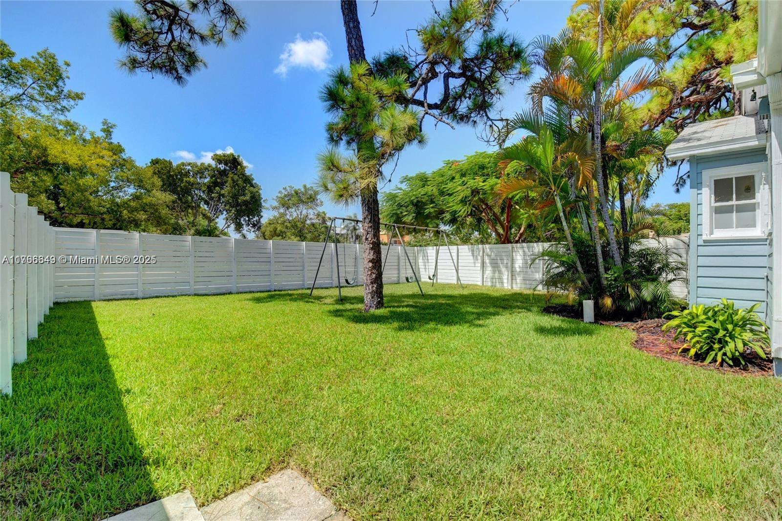 LAS OLAS PARK CORR PLAT - Residential