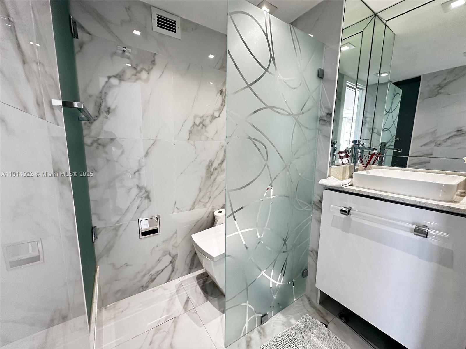 AQUASOL CONDO - Residential Lease