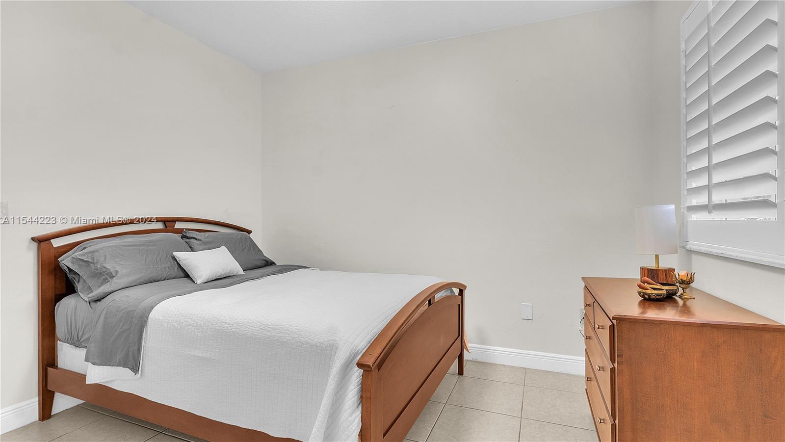 SILVERCREST LAKE ESTATES - Residential