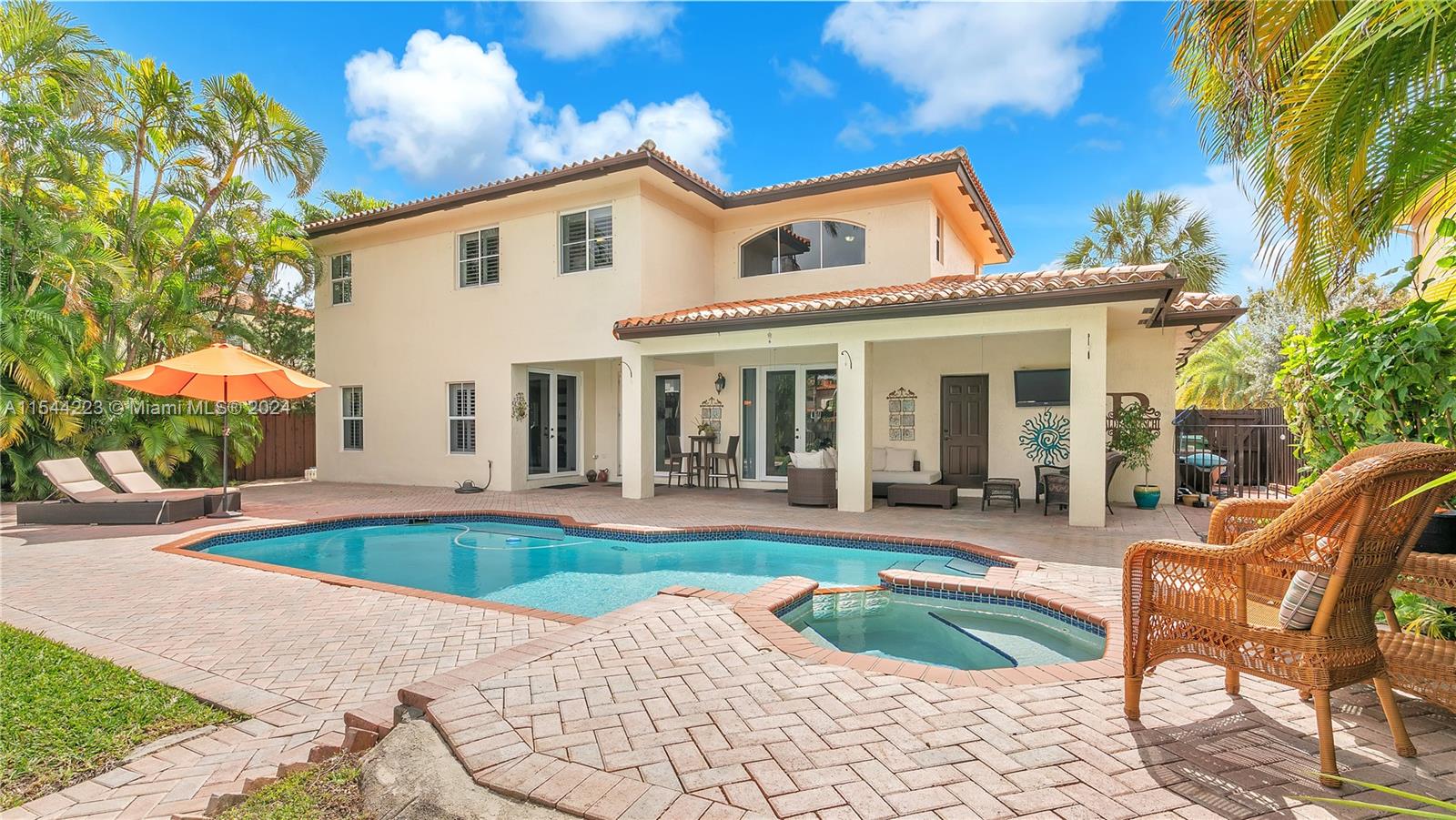 SILVERCREST LAKE ESTATES - Residential