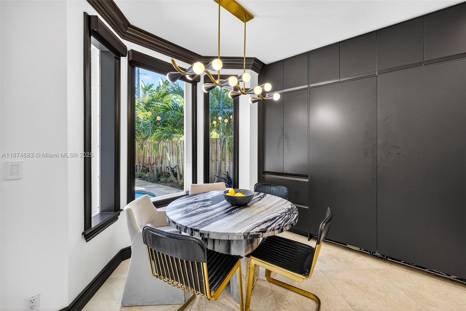 LAS OLAS BY THE SEA EXT - Residential