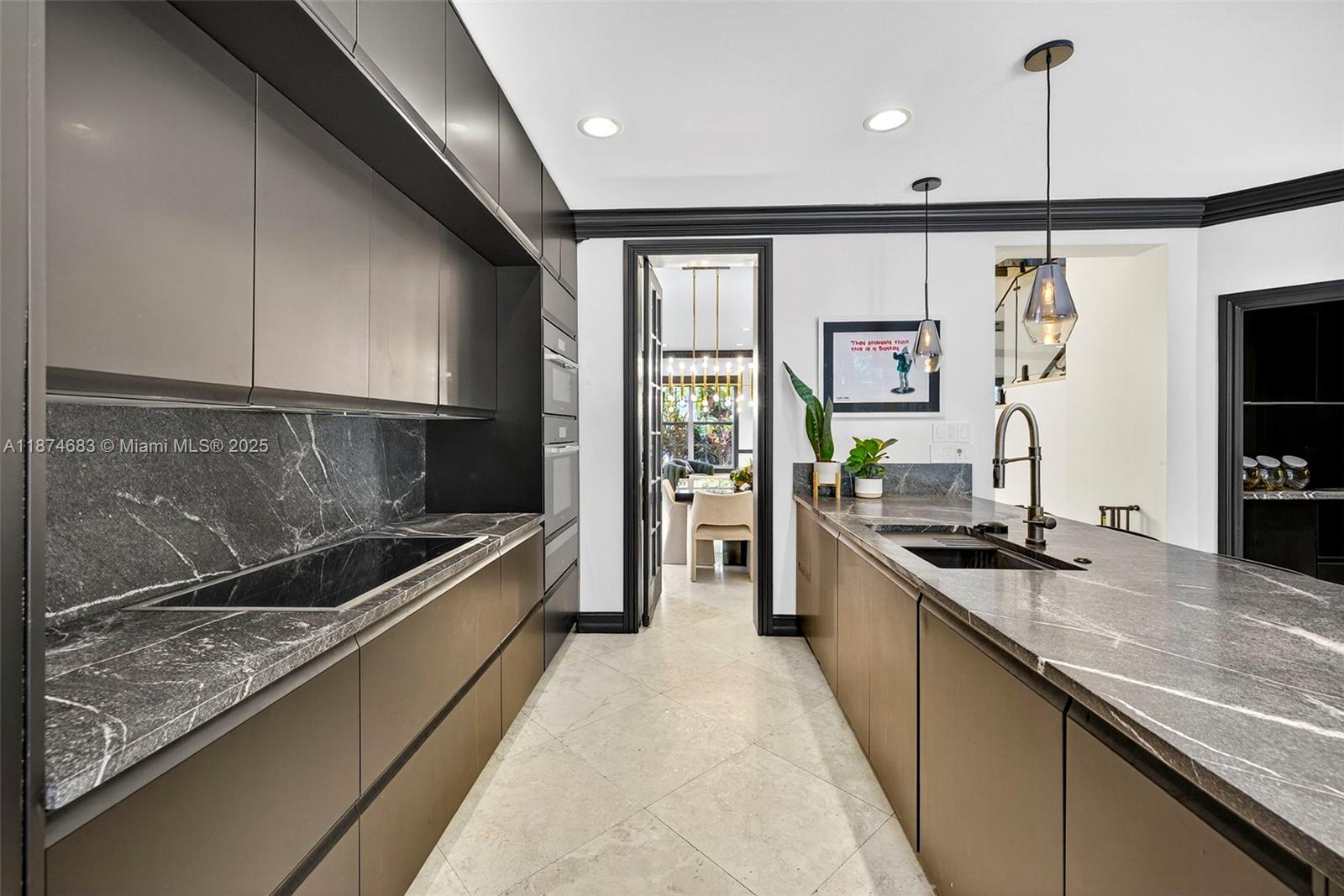 LAS OLAS BY THE SEA EXT - Residential