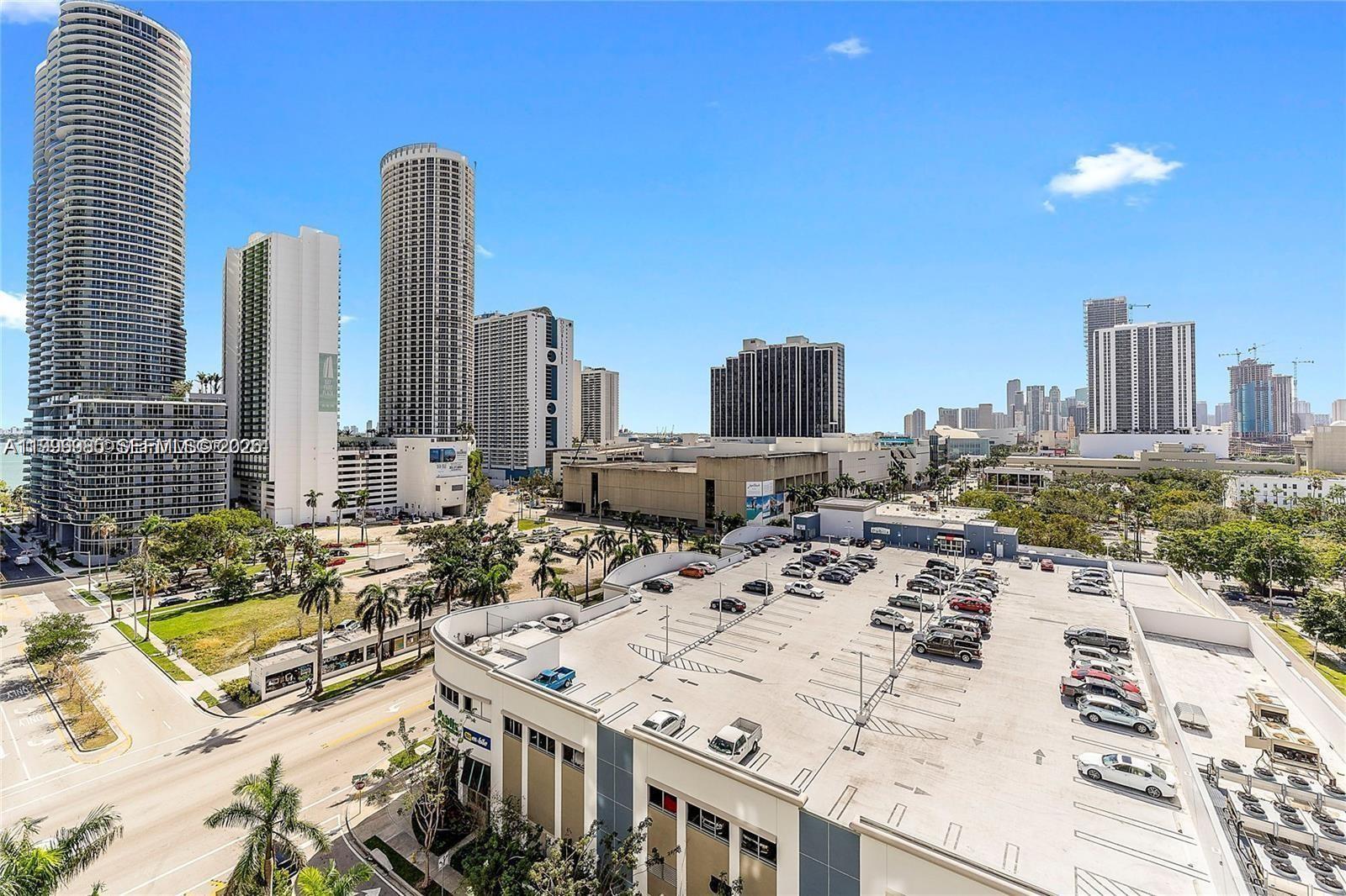 1800 BISCAYNE PLAZA CONDO - Residential
