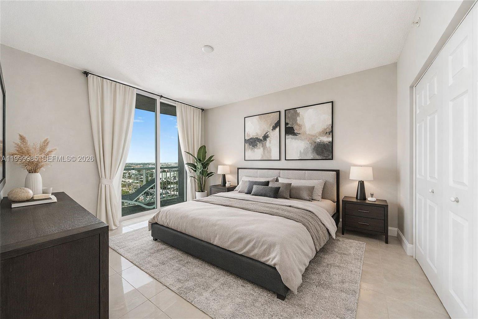 1800 BISCAYNE PLAZA CONDO - Residential