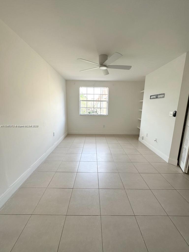 LA HACIENDA COUNTRY CLUB - Residential