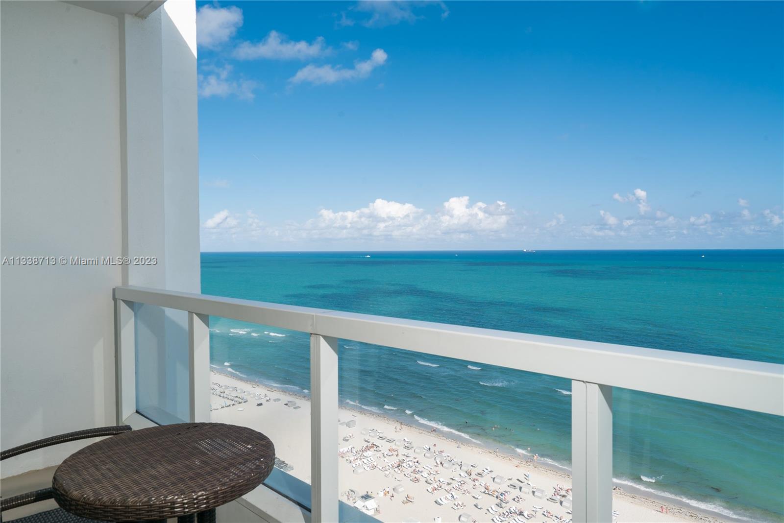 FONTAINEBLEAU III OCEAN C - Residential