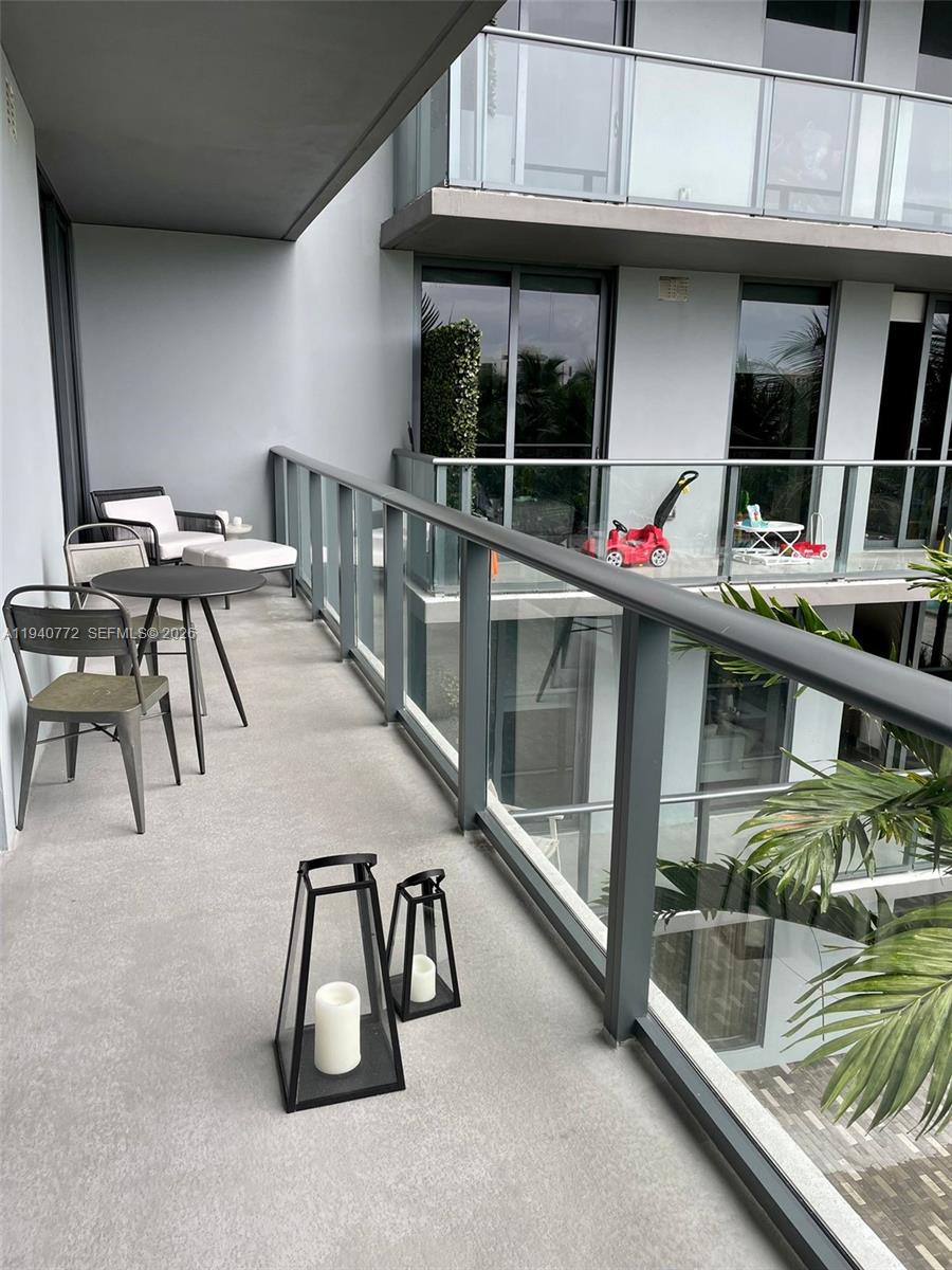 AVENTURA PARKSQUARE RESID - Residential