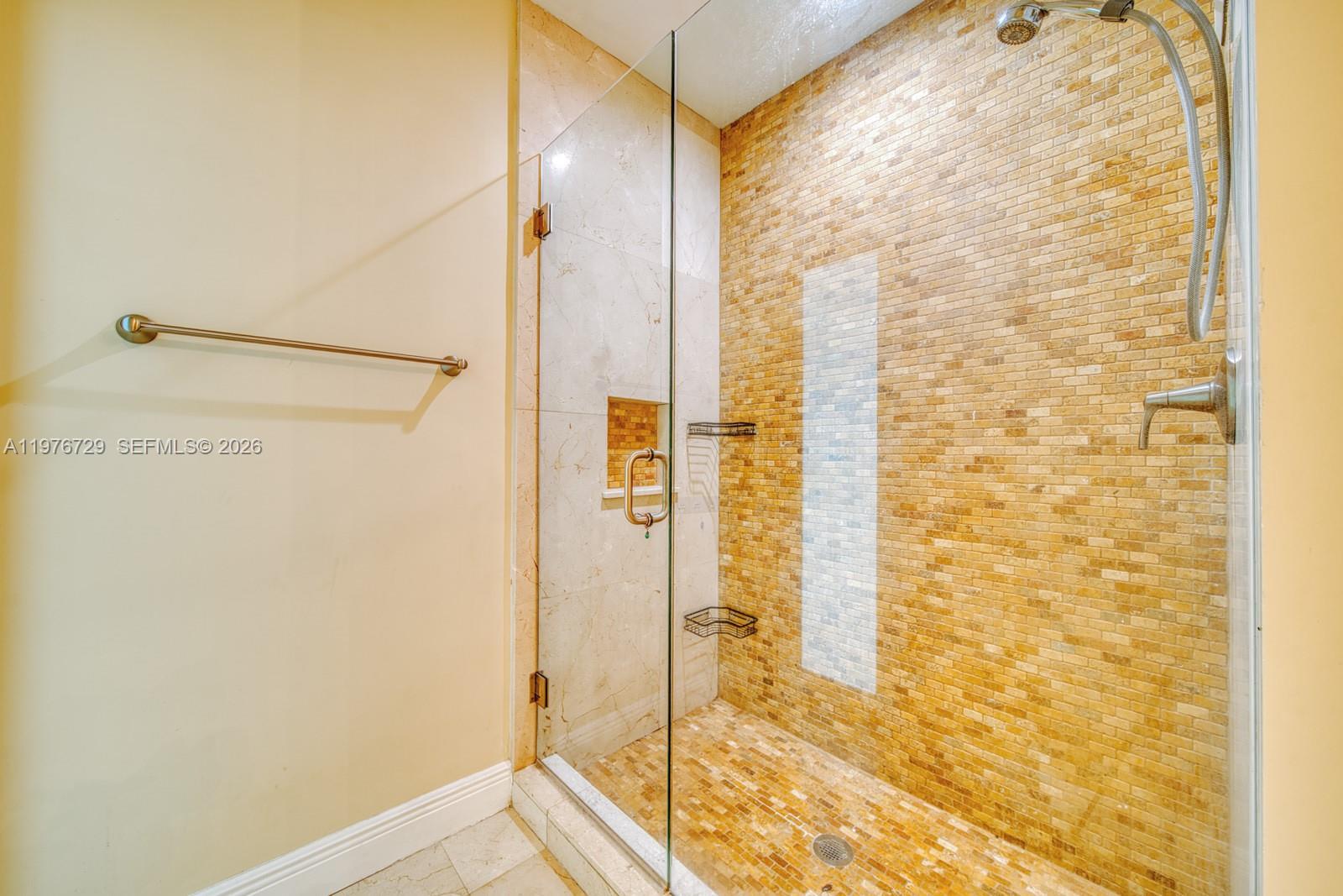 ROYAL PALM HARBOR - Residential Lease