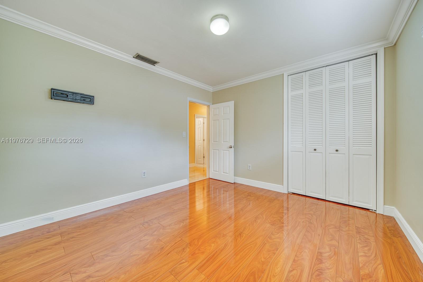 ROYAL PALM HARBOR - Residential Lease